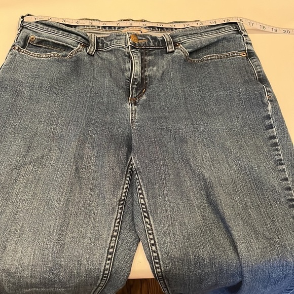 Duluth Trading Co. Straight Leg High Rise Size 12 x 33 - Picture 4 of 16